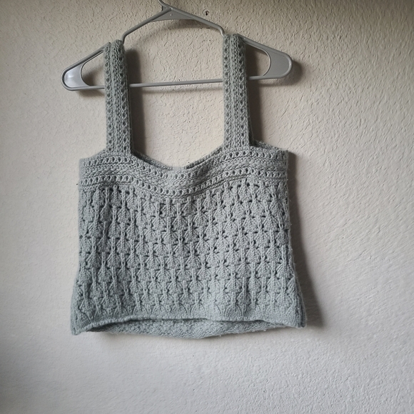 Vince Crochet Knit Sage Women's Top Size M - Picture 3 of 8